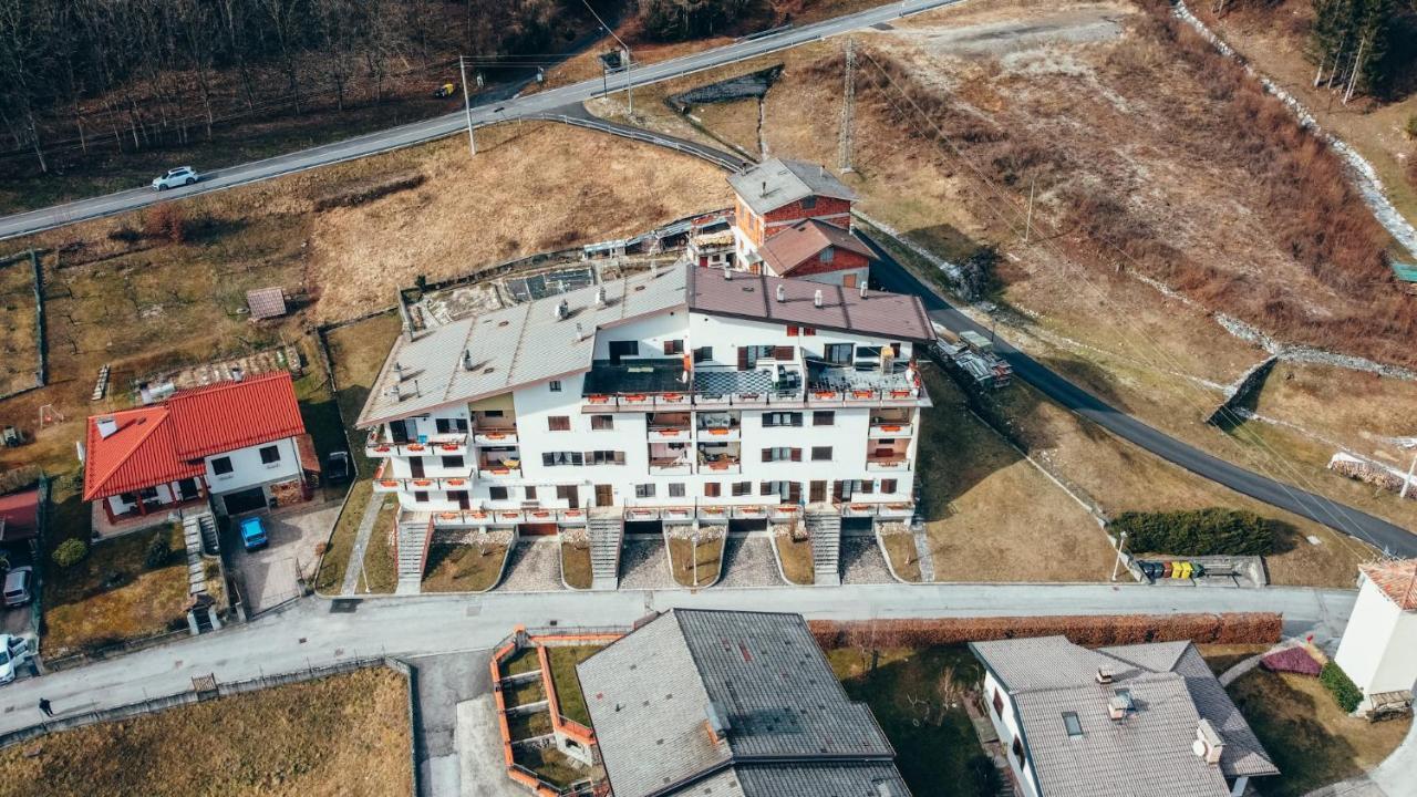 Mini Appartamento Panoramico Sùtrio エクステリア 写真